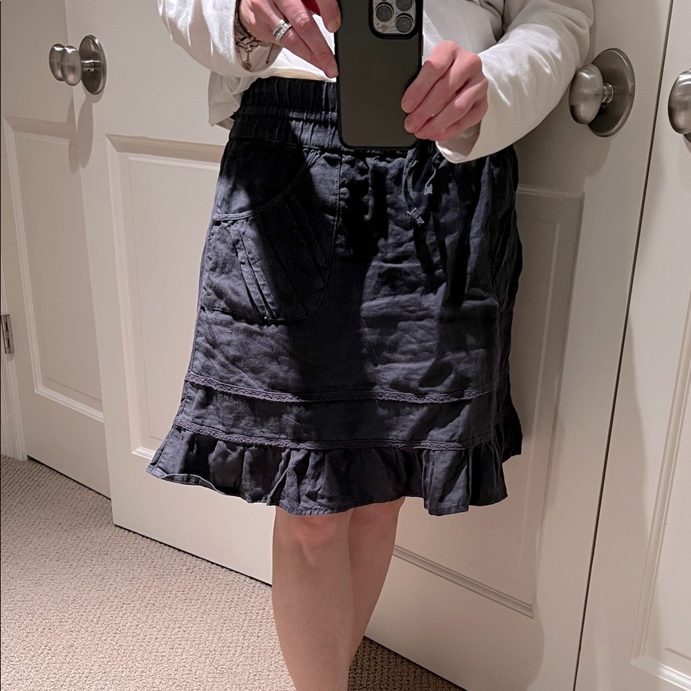 Athleta charcoal grey linen skirt size 6 with pockets!